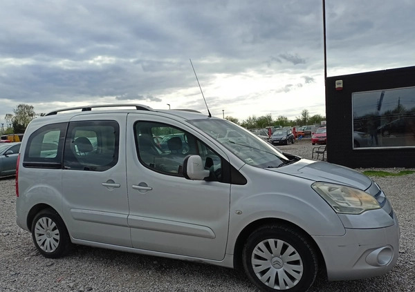 Citroen Berlingo cena 15900 przebieg: 293000, rok produkcji 2008 z Warszawa małe 121